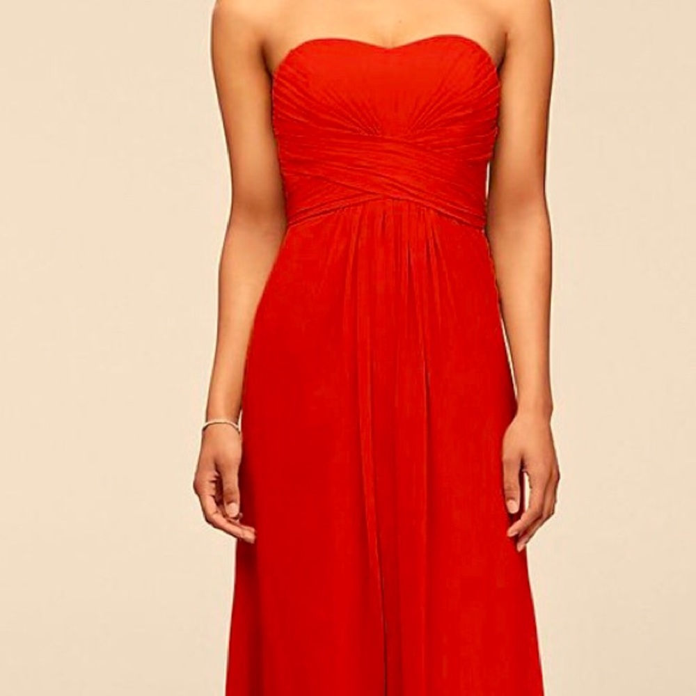 Glamorous strapless red evening dress. NWOT